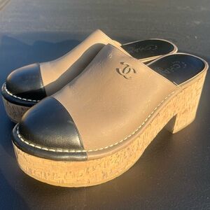 CHANEL Women's Beige and Black Platform Clogs